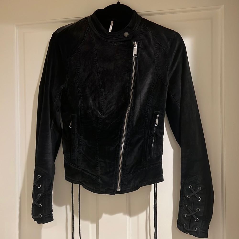 Free People zip jacket NWOT🌟